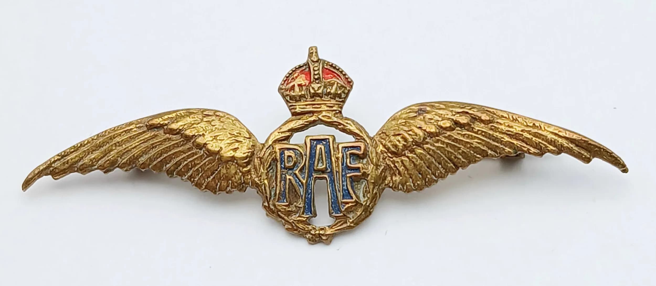 Vintage WW2 RAF SWEETHEART BROOCH. Finished in Colours Gold, Red, and Blue . Excellent condition, please see pictures.