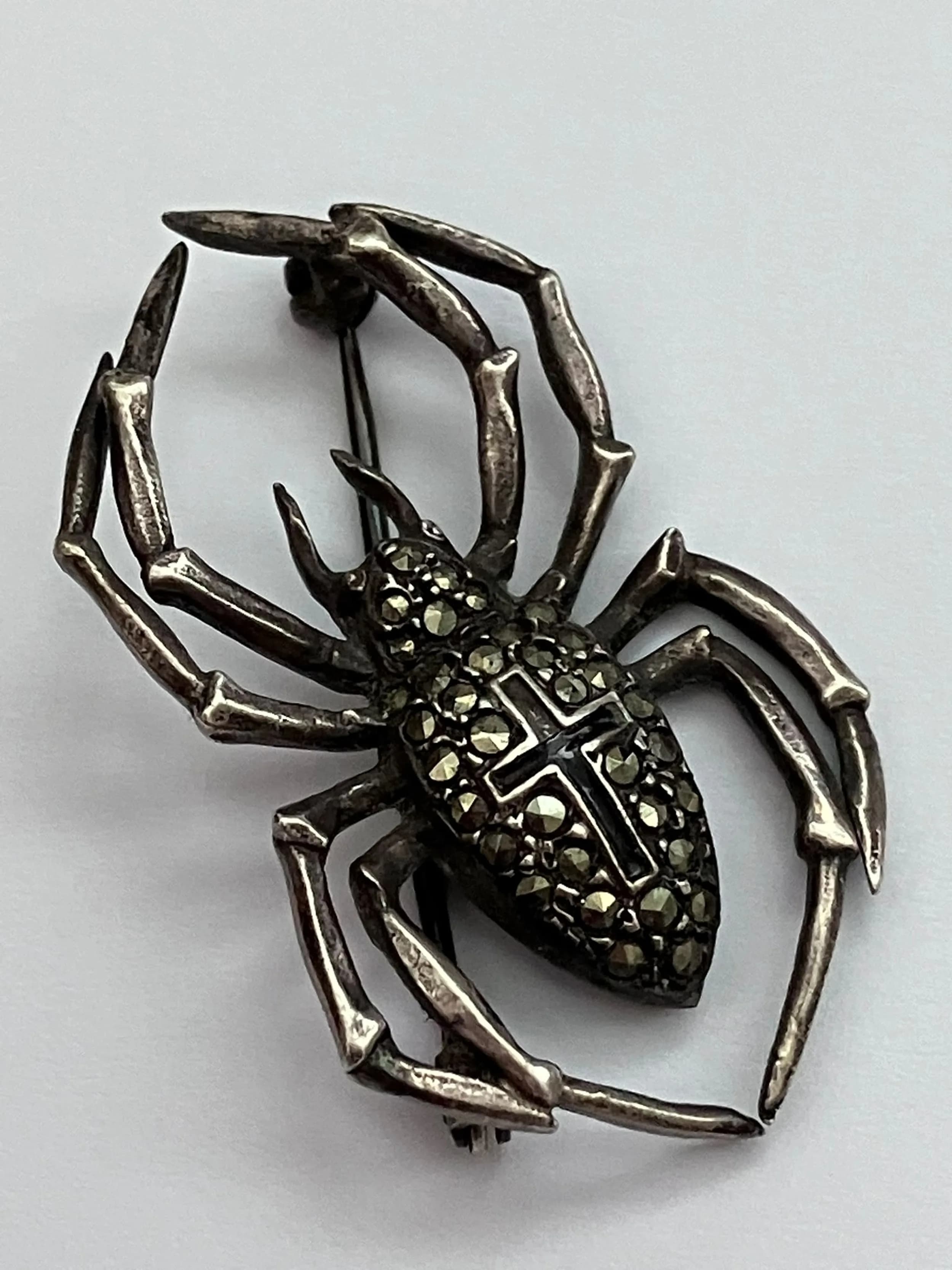 Interesting Antique SILVER MARCASITE SPIDER BROOCH. Latin Cross Detail. 4 cm x 2 cm. Please see pictures.