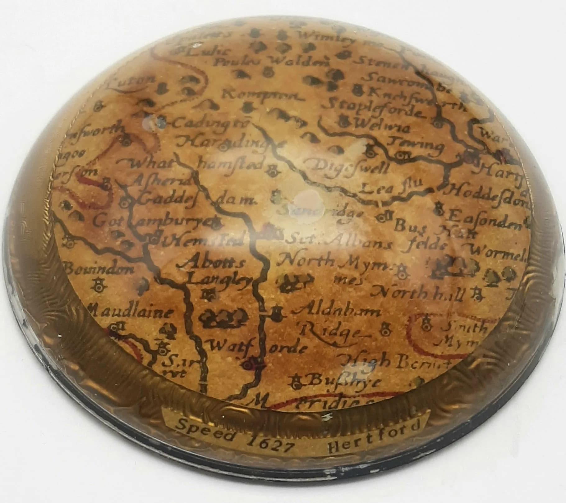 A 1627 Map of Hertford Converted into a Glass Paperweight!8.5cm diameter