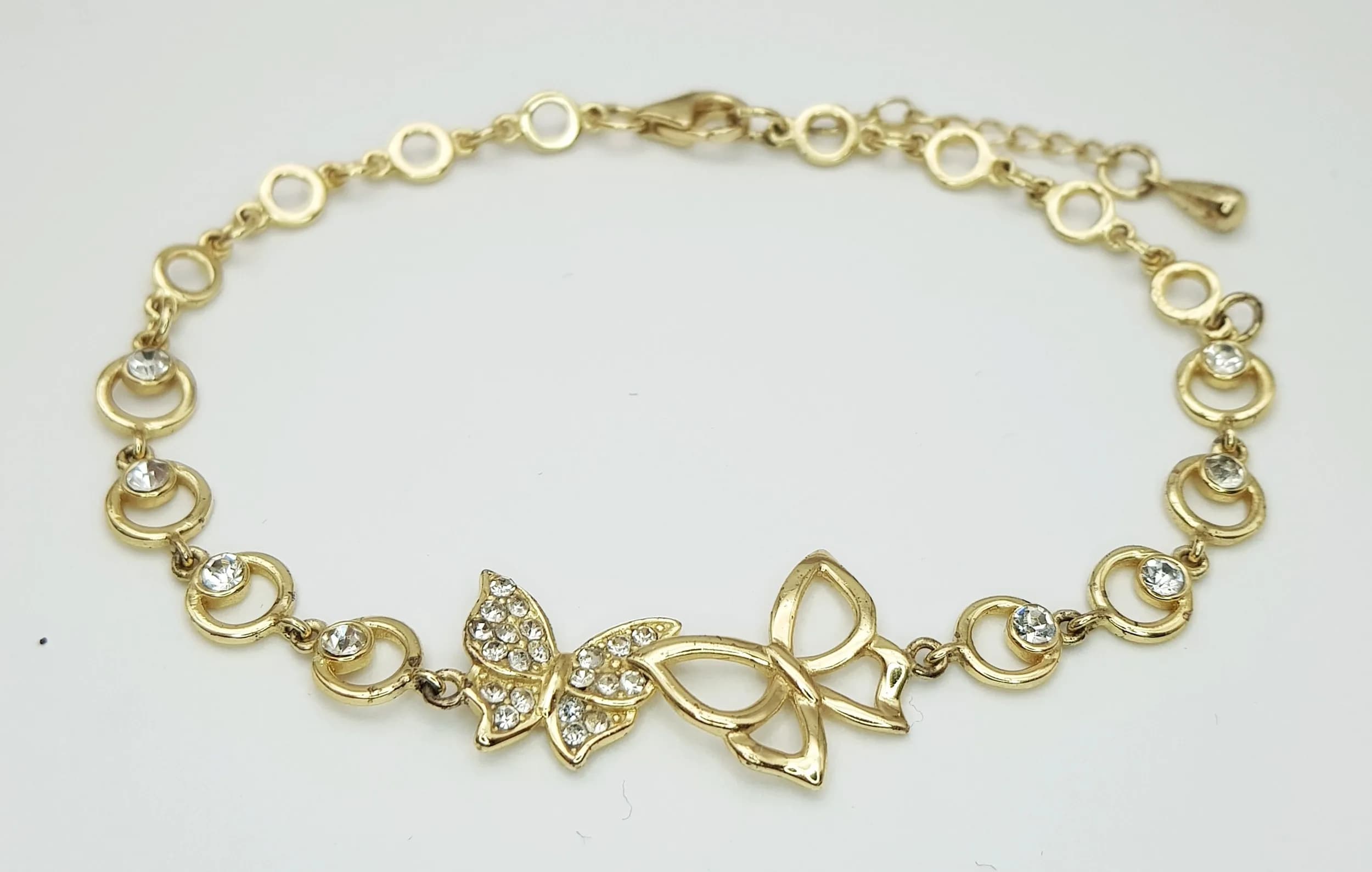 Extremely Pretty GEM SET SILVER BUTTERFLY BRACELET. 19-21 cm. SILVER has been Gilded to appear as GOLD. Beautiful Bracelet, please see pictures.