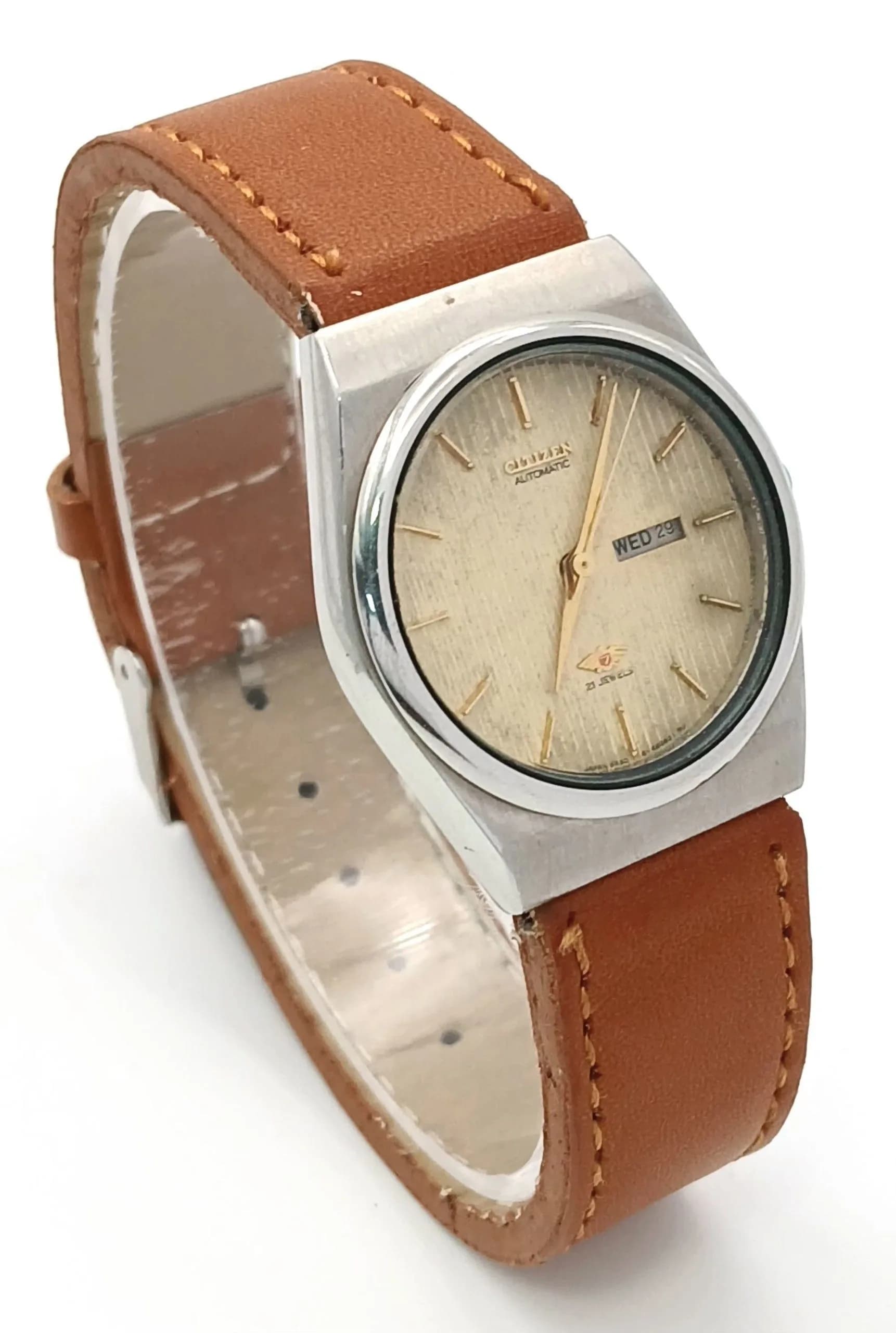 A Vintage, Citizen 7, Day - Date, Automatic, 21 Jewells, Leather Strap Watch. In Working Order. S/A 1689 - 5