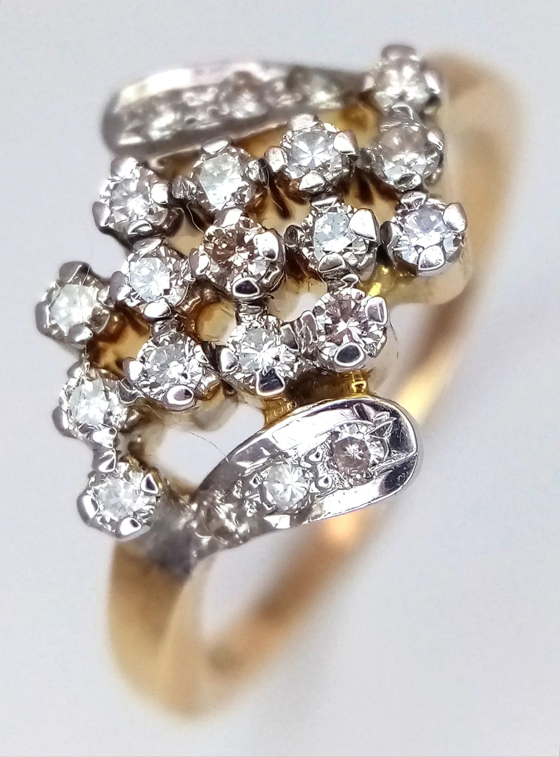 18k yellow gold diamond ring, 0.18ct diamond weight, 3.3g total weight, ring size L