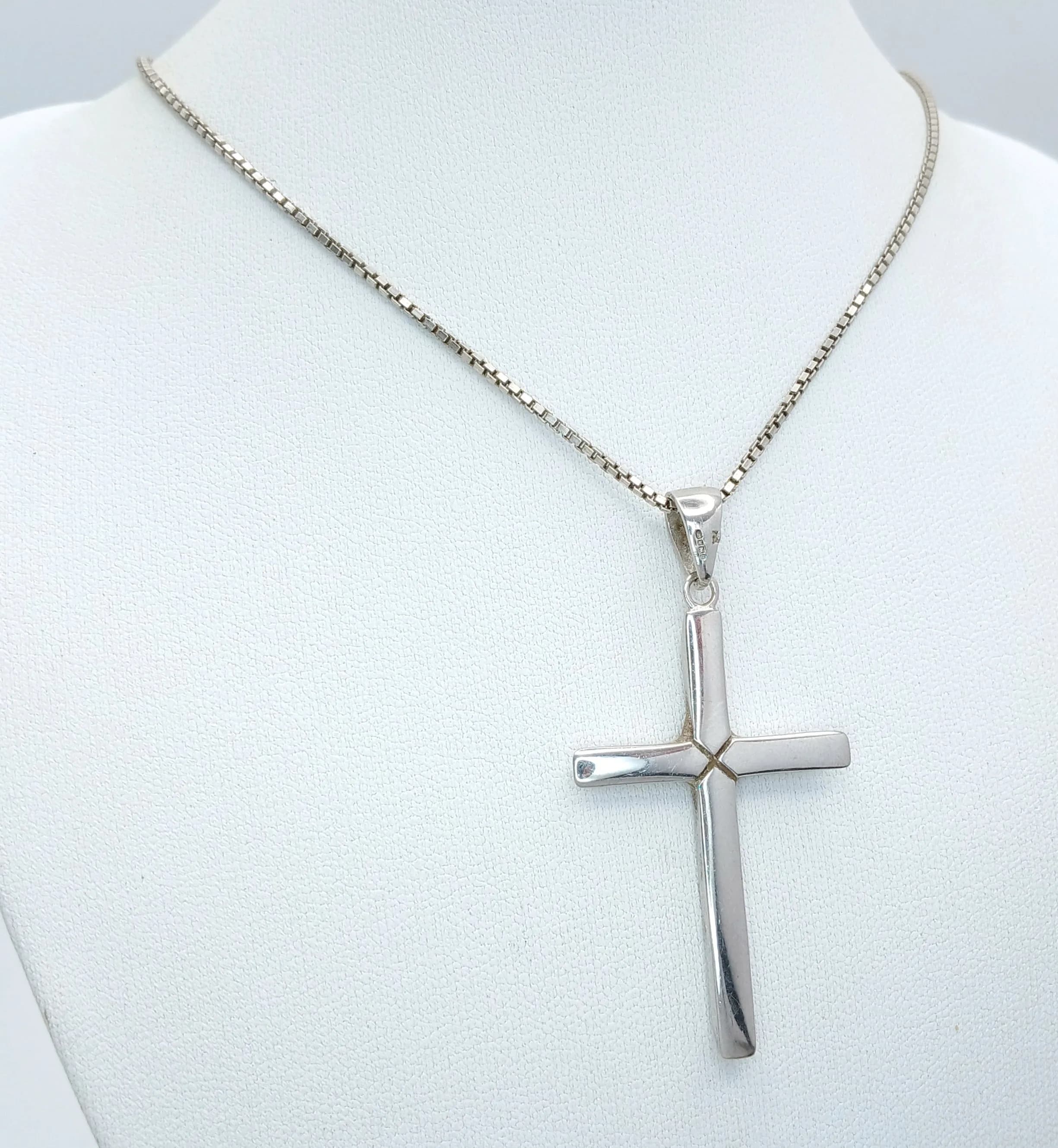 Classic SILVER CROSS with Full UK hallmark Mounted on a SILVER BOX CHAIN NECKLACE. Cross 5 cm drop x 2.9 cm. Necklace x 50 cm.