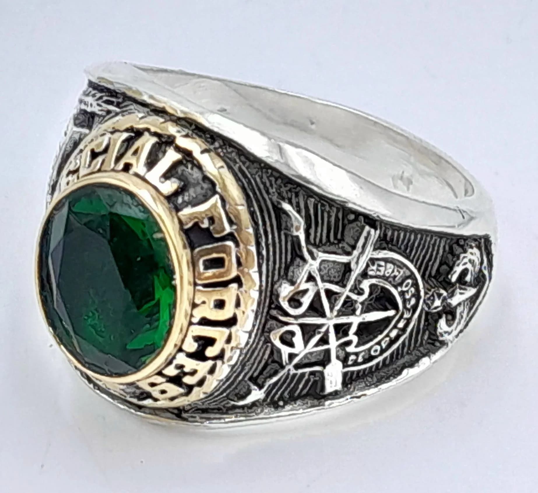 US Special Forces White Metal Class Ring. UK Size “W” US Size 11.5