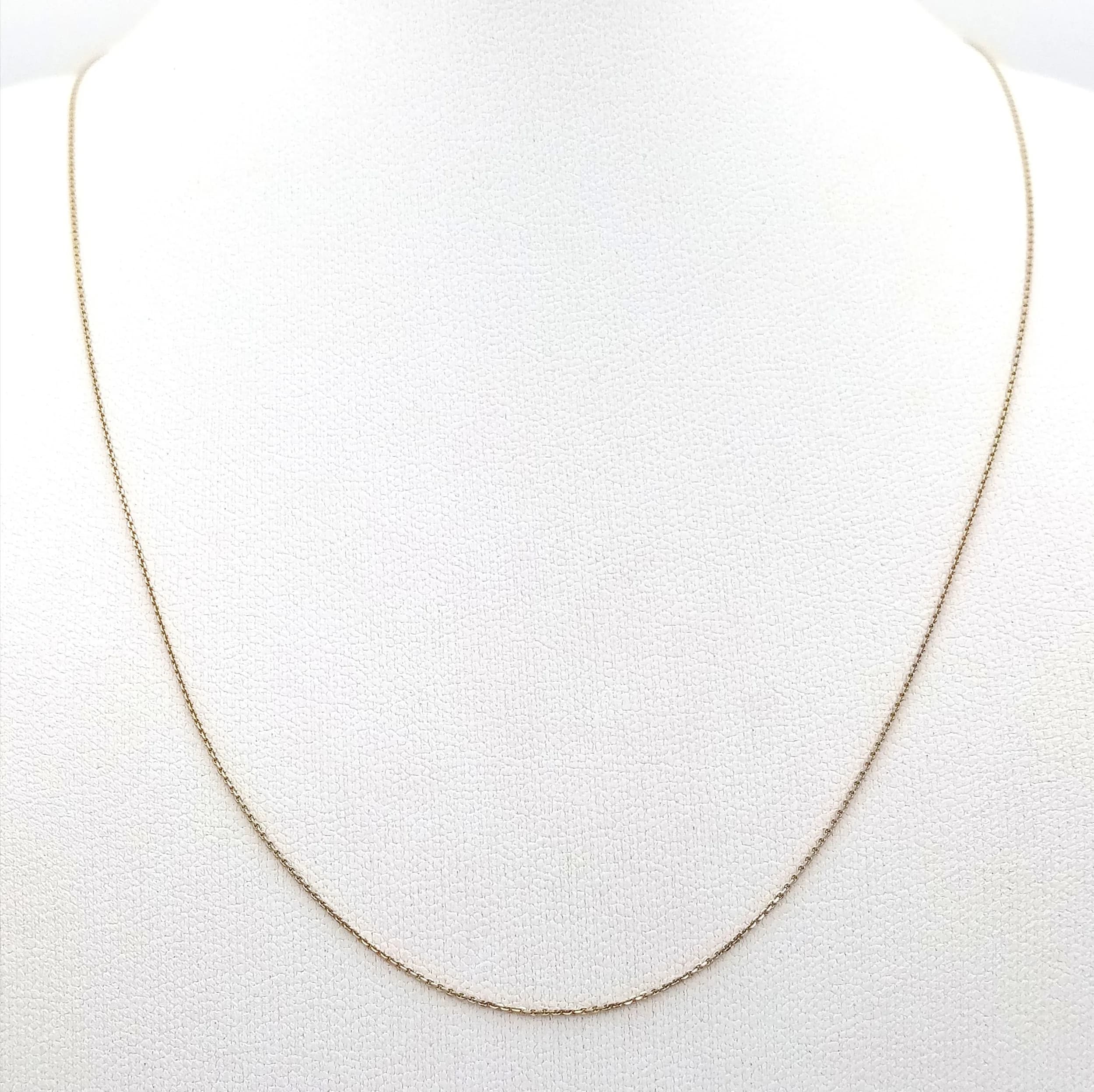 A 10K Yellow Gold Disappearing Necklace. 41cm. 0.7g.