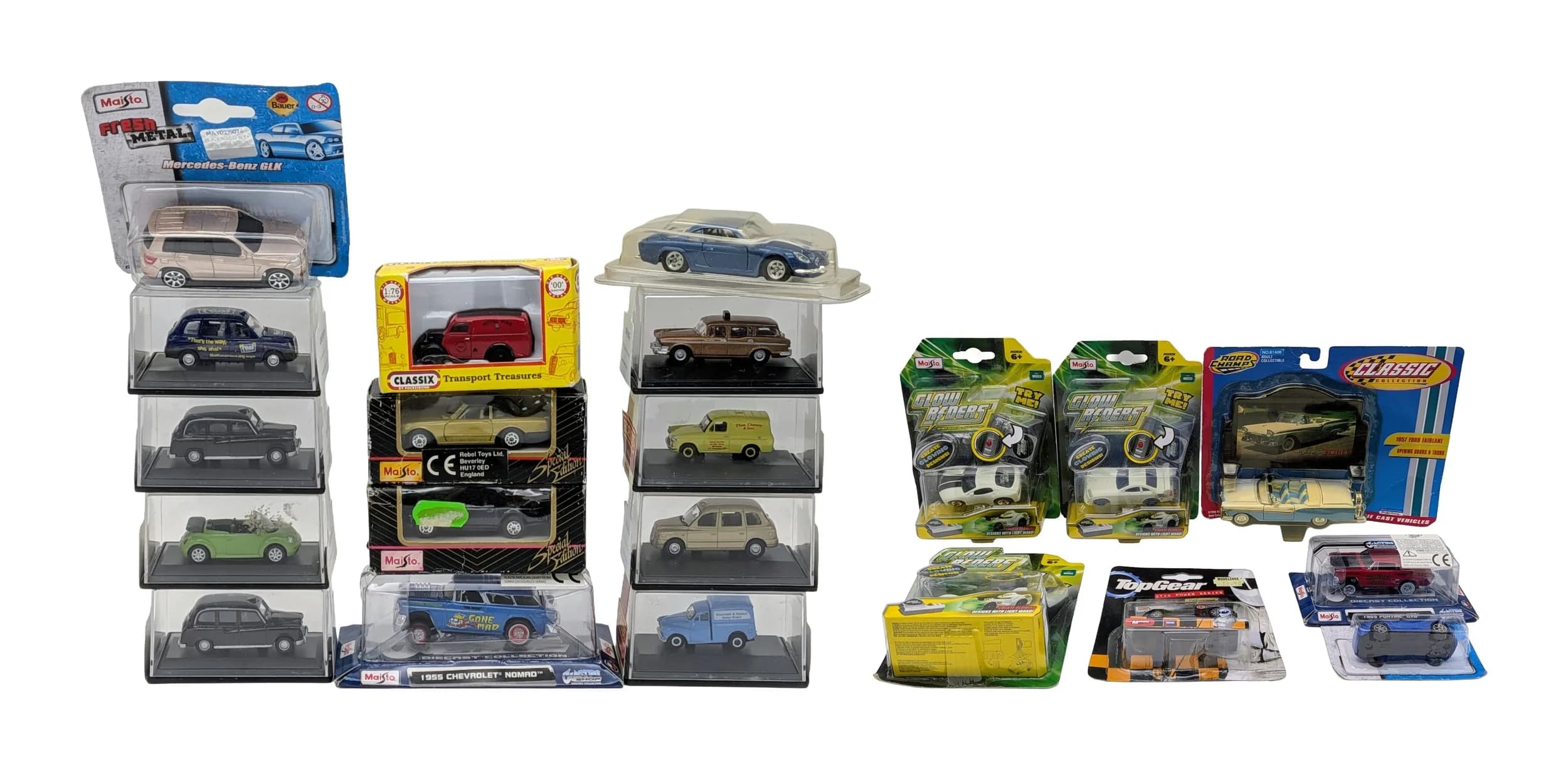 A box of die cast vehicles. All in original packaging. Various makes & scales. Good condition.