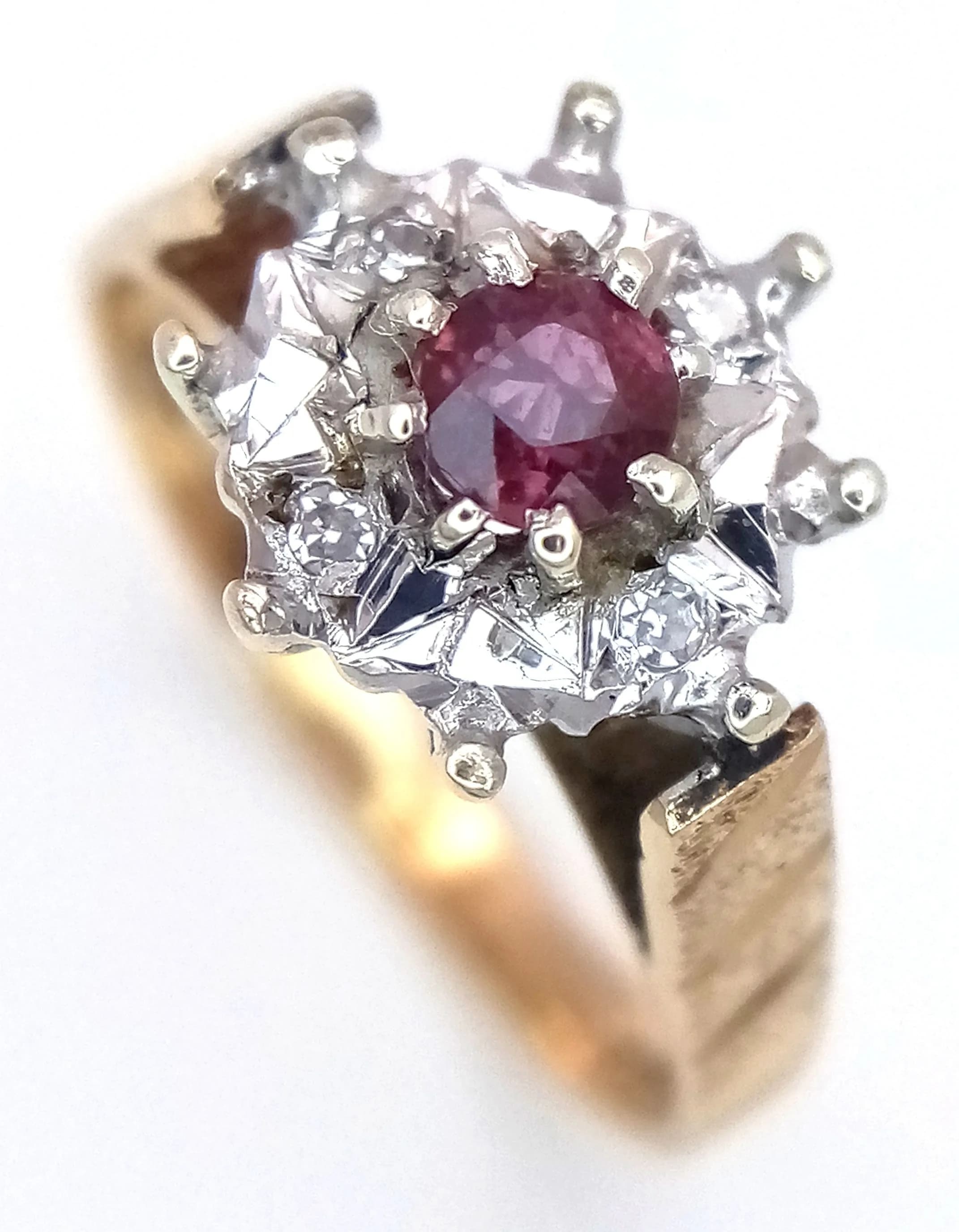 A 9K YELLOW GOLD, VINTAGE, DIAMOND AND RUBY SET RING. 2.4G, SIZE M. SC 5038