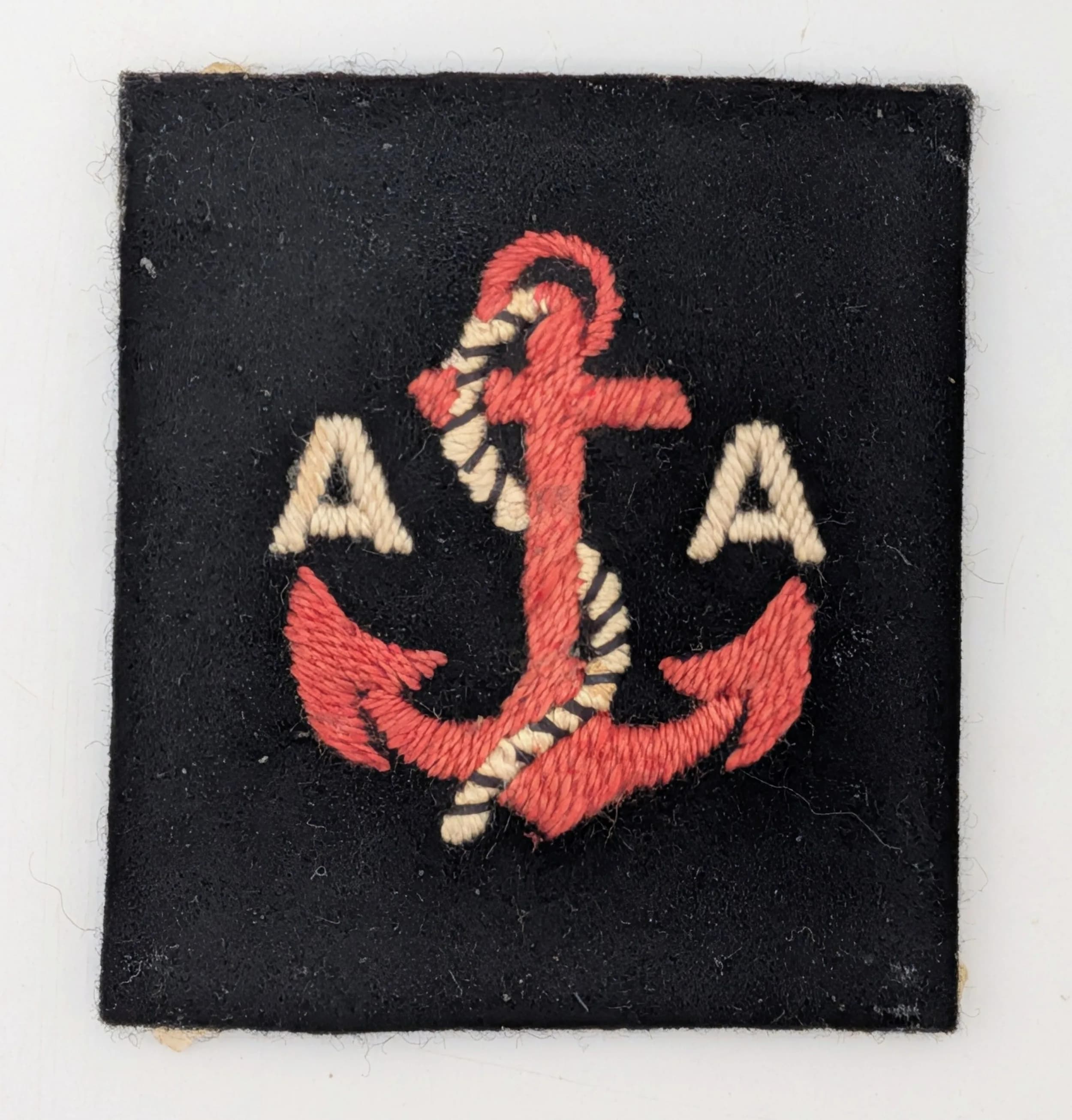A WW2 Era British Anti-Aircraft Regiments Cloth Badge. 5 x 6cm.