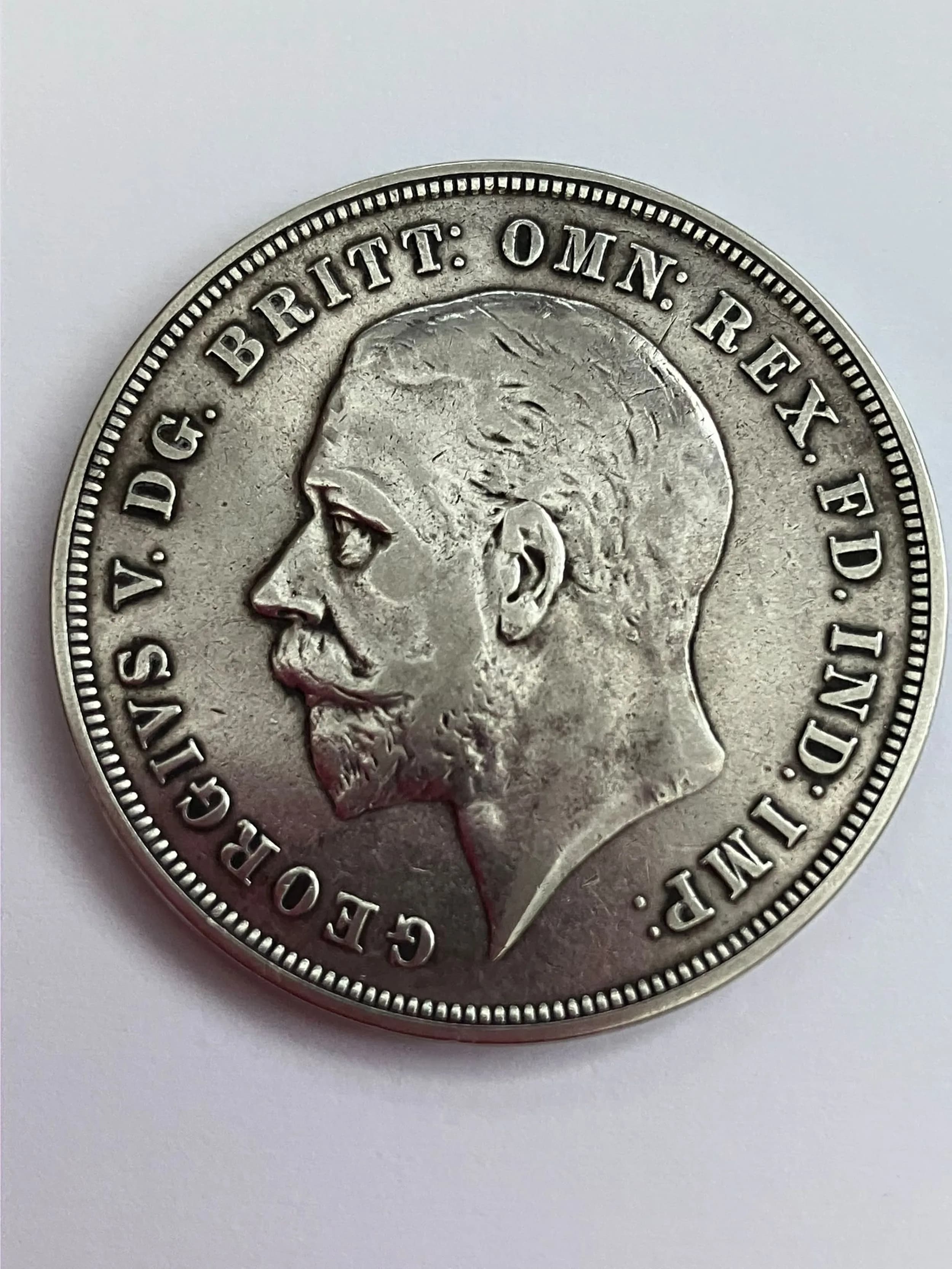 1935 SILVER ROCKING HORSE CROWN coin. Extra fine condition.