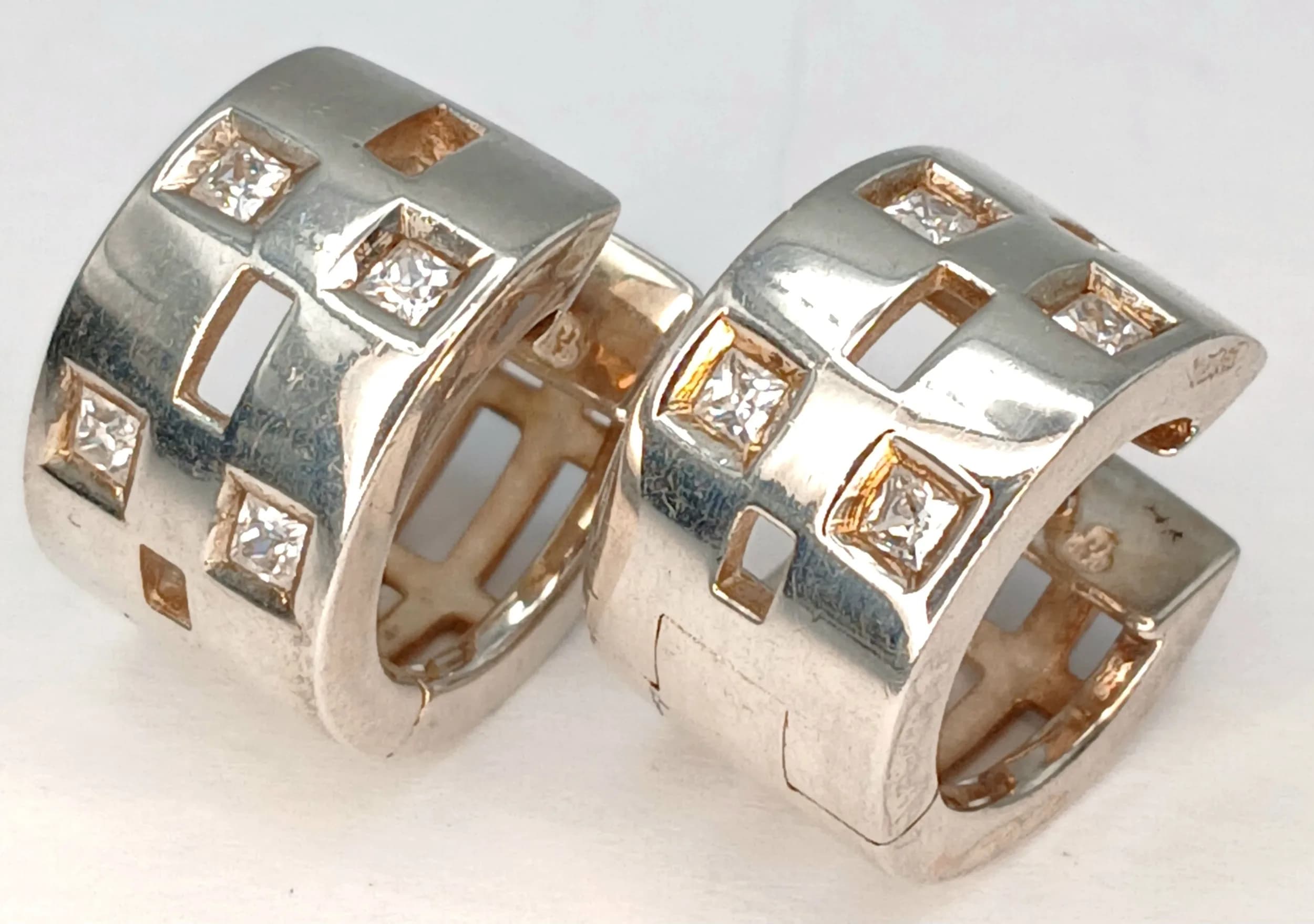 A Pair Of Sterling Silver, Stone Set, Hoop Earrings. 10.6G. Trev Sil 4006