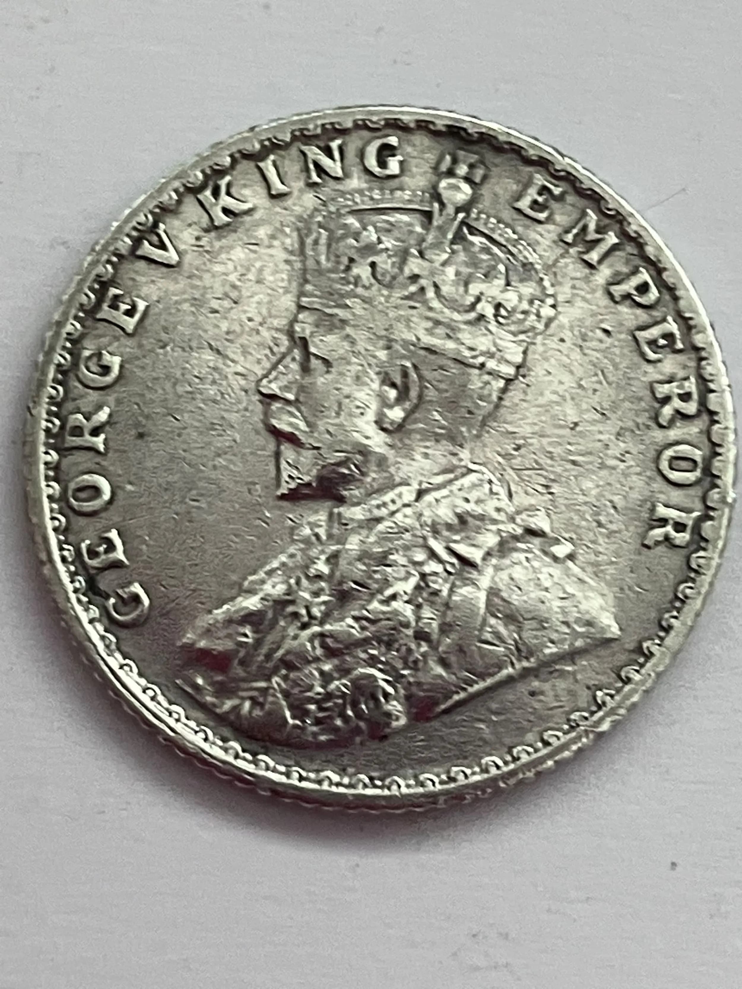 1915 SILVER 1/4 (Quarter) RUPEE coin. Very Fine/Extra Fine Condition.