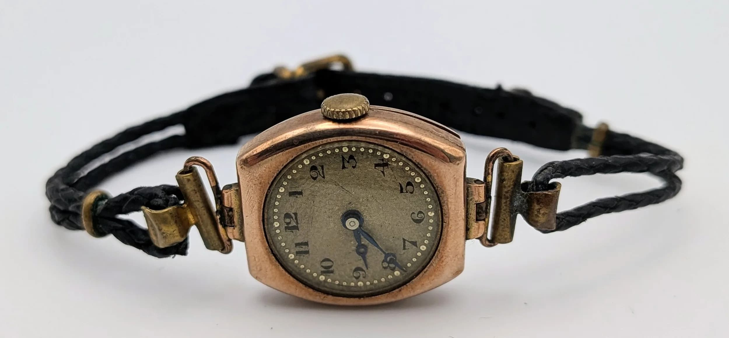 A Vintage (c.1930) 9K Gold Cased Ladies Cocktail Watch. Case - 23mm. Hand-wind mechanical movement. Works but because of age no guarantees.
