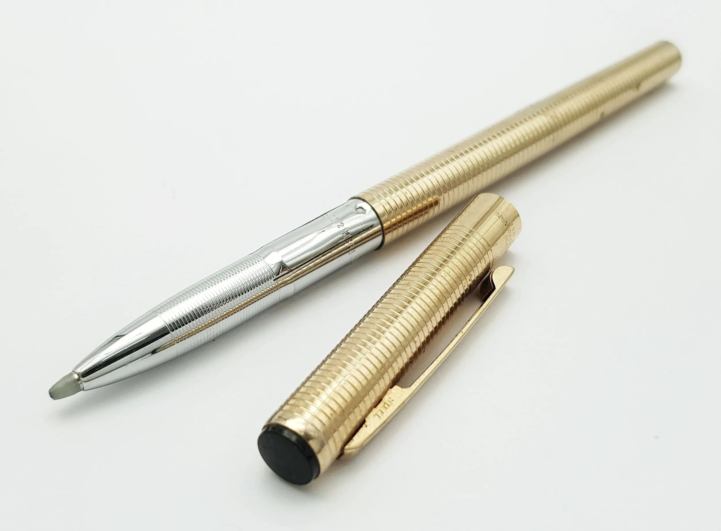 Rare USA 22 CARAT GOLD PLATED ‘ANSON’ PEN. Please see pictures.