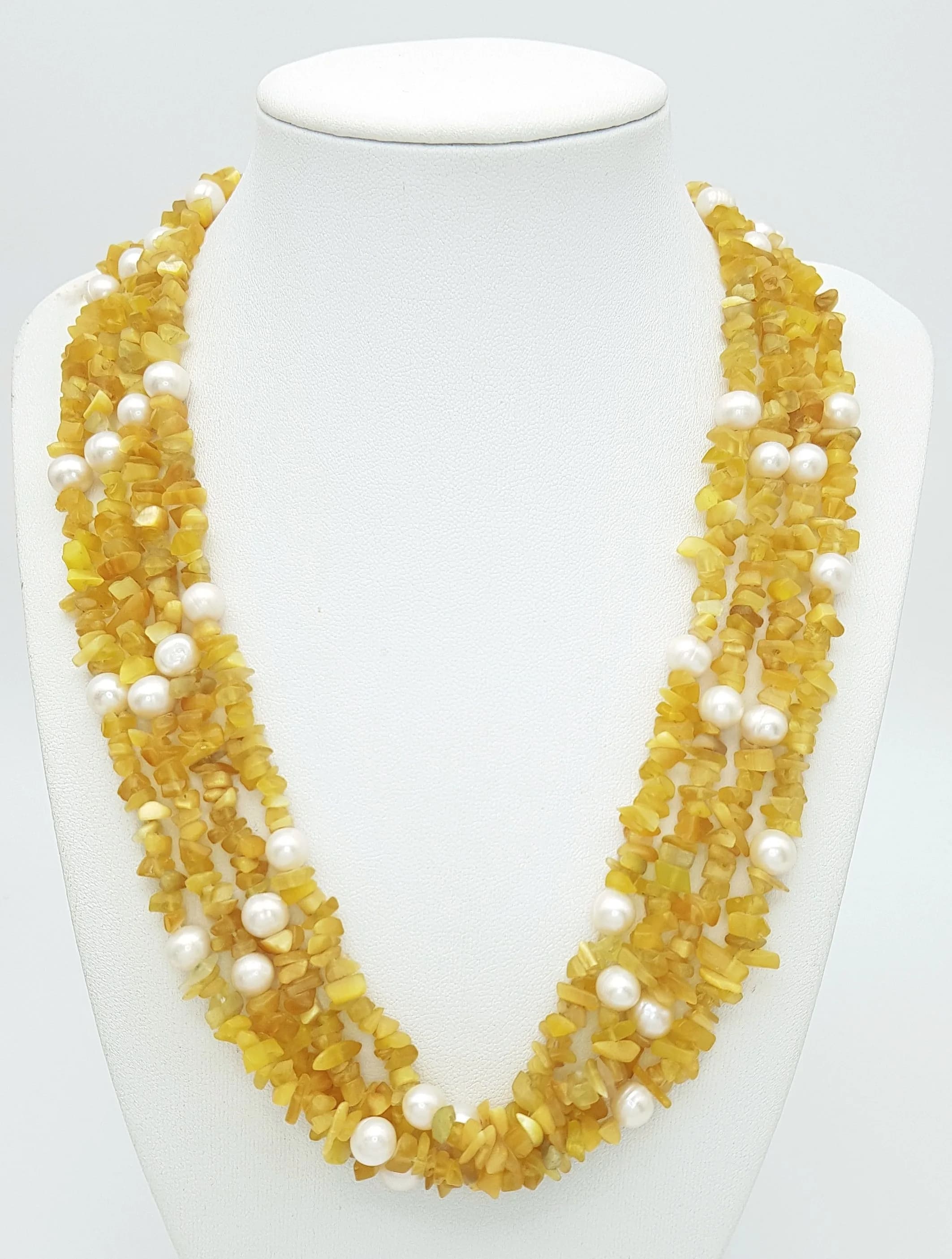 A Yellow Citrine Chip and Freshwater Pearl Bead Necklace with 925 Silver Clasp - 42cm length. Set with multiple honey-yellow citrine chip beads and white freshwater pearls.