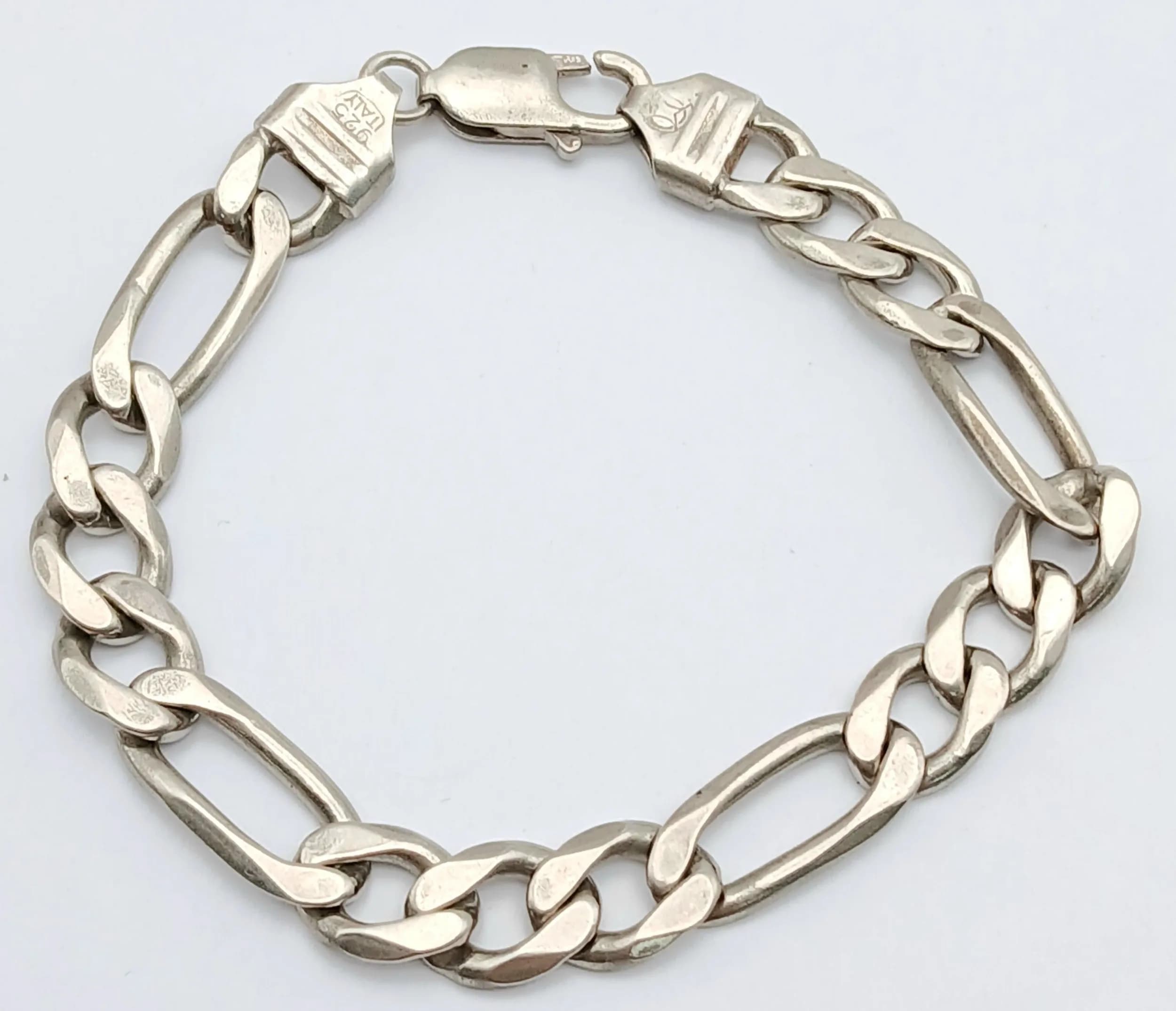 A 925 Sterling Silver Figaro Link Bracelet. 18cm. 18.6g.