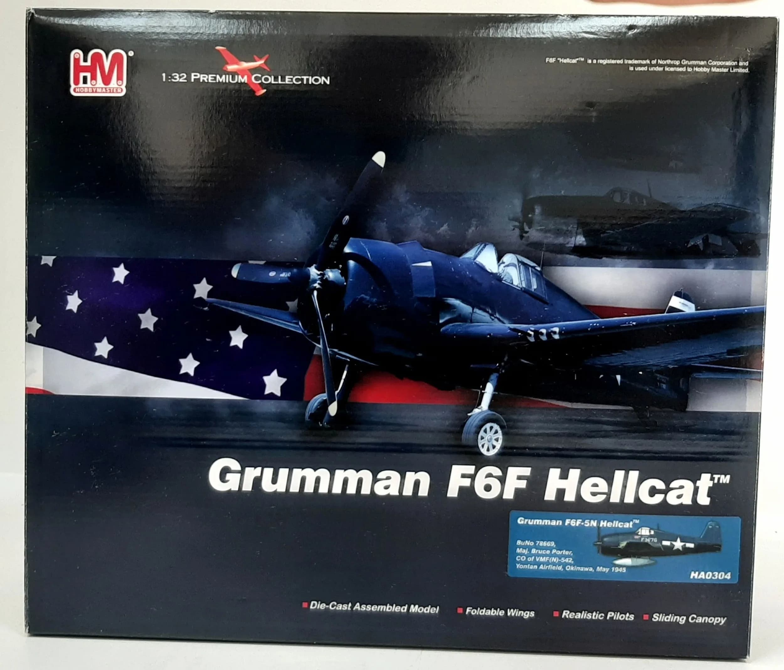 A Hobby Master premium collection, 1/32 scale die cast model of a Grumman F6F Hellcat. In very good condition, never been out of the box on display, so it's as new.