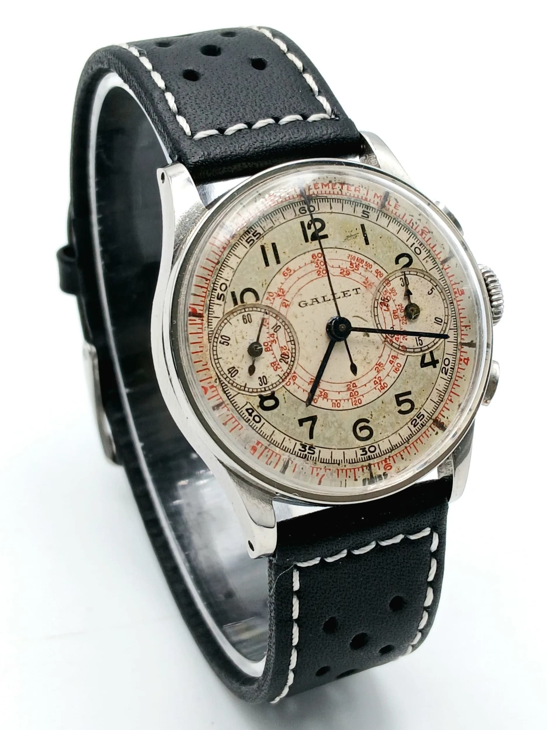 A Rare Vintage Gentleman’s Gallet Multichron 30 Manual Wind Chronograph Watch. 34mm Case with including Crown. The Watch was last fully serviced in 2024. These watches were produced in the 1930/40’s with this particular model being mid that range. Gallet are known as the first true chronographs. Comes in travel pouch.