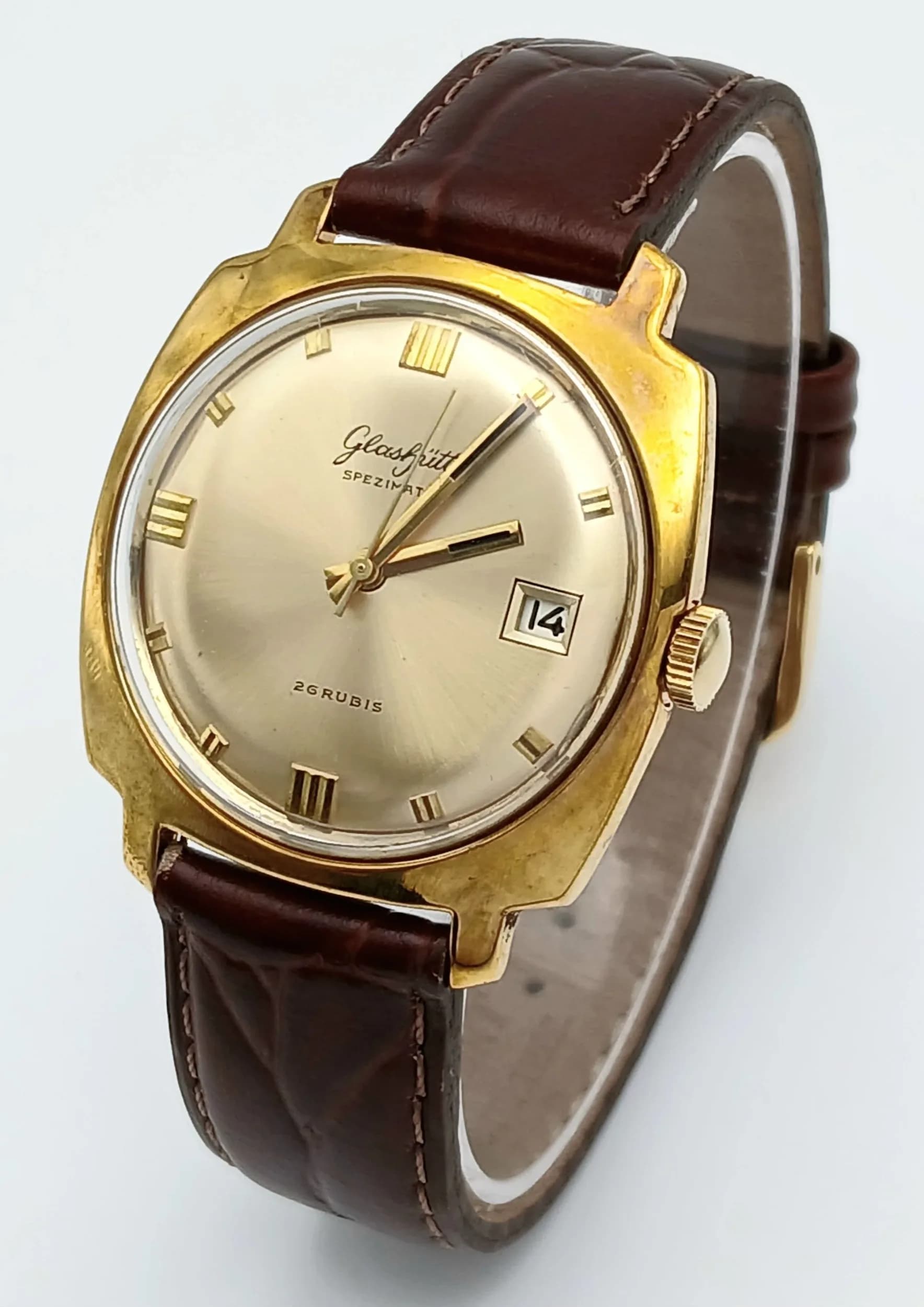 A Fine Example of a German Glashutte Spezimatic 26 Jewel Manual Wind Date Watch. 36mm Case.