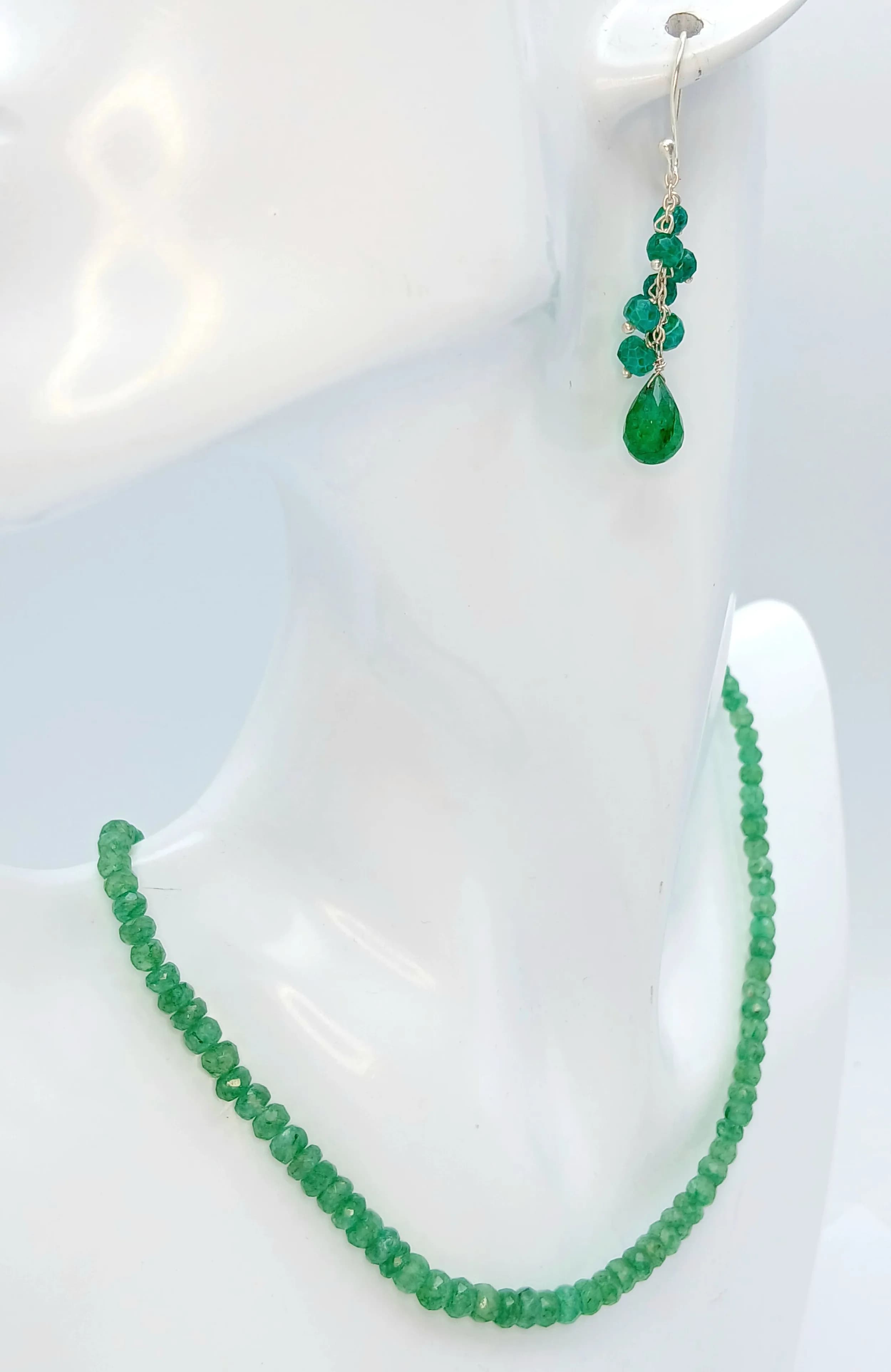 A Rondelle 4mm Emerald Gemstone Necklace with Dangler Earrings. 925 Silver clasps. 44cm and 3cm drop.