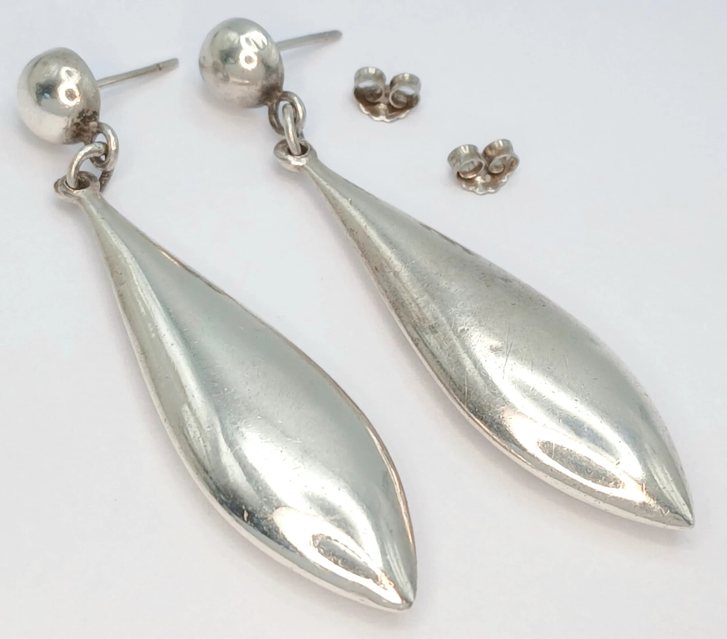 Three-Day General Auction (Jewellery, Watches, Designer Items, Militaria, Coins, Asian Antiques and Collectables) Catalogue Updated Daily!